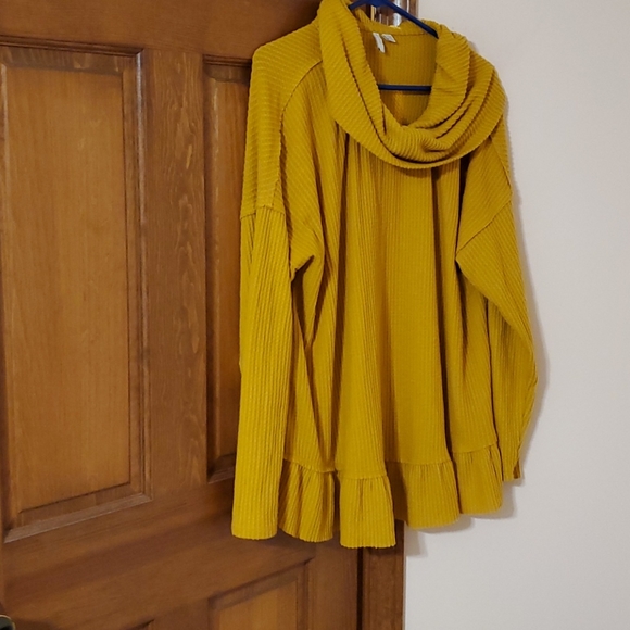 Cato Sweaters - 18/20W Cato mustard tunic long sleeve sweater nice
